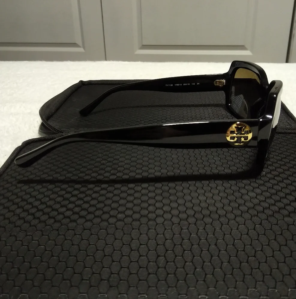 Authentic Tory Burch Black Sunglasses